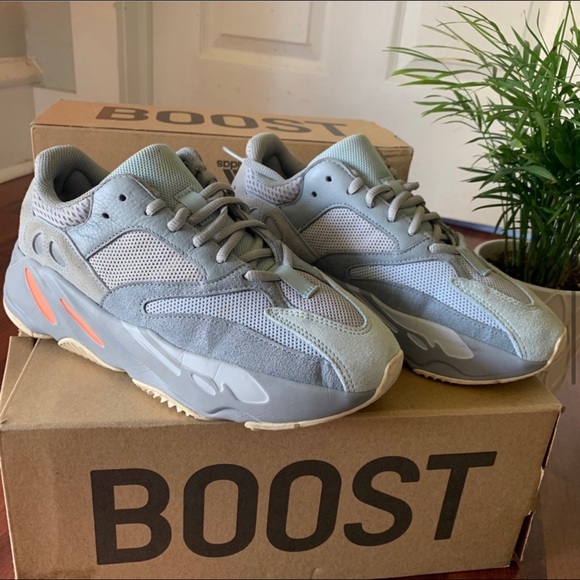 Yeezy boost 700 INERTIA - Picture 2 of 6